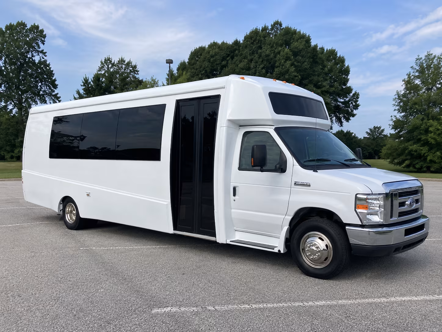 draper 18 passenger party bus