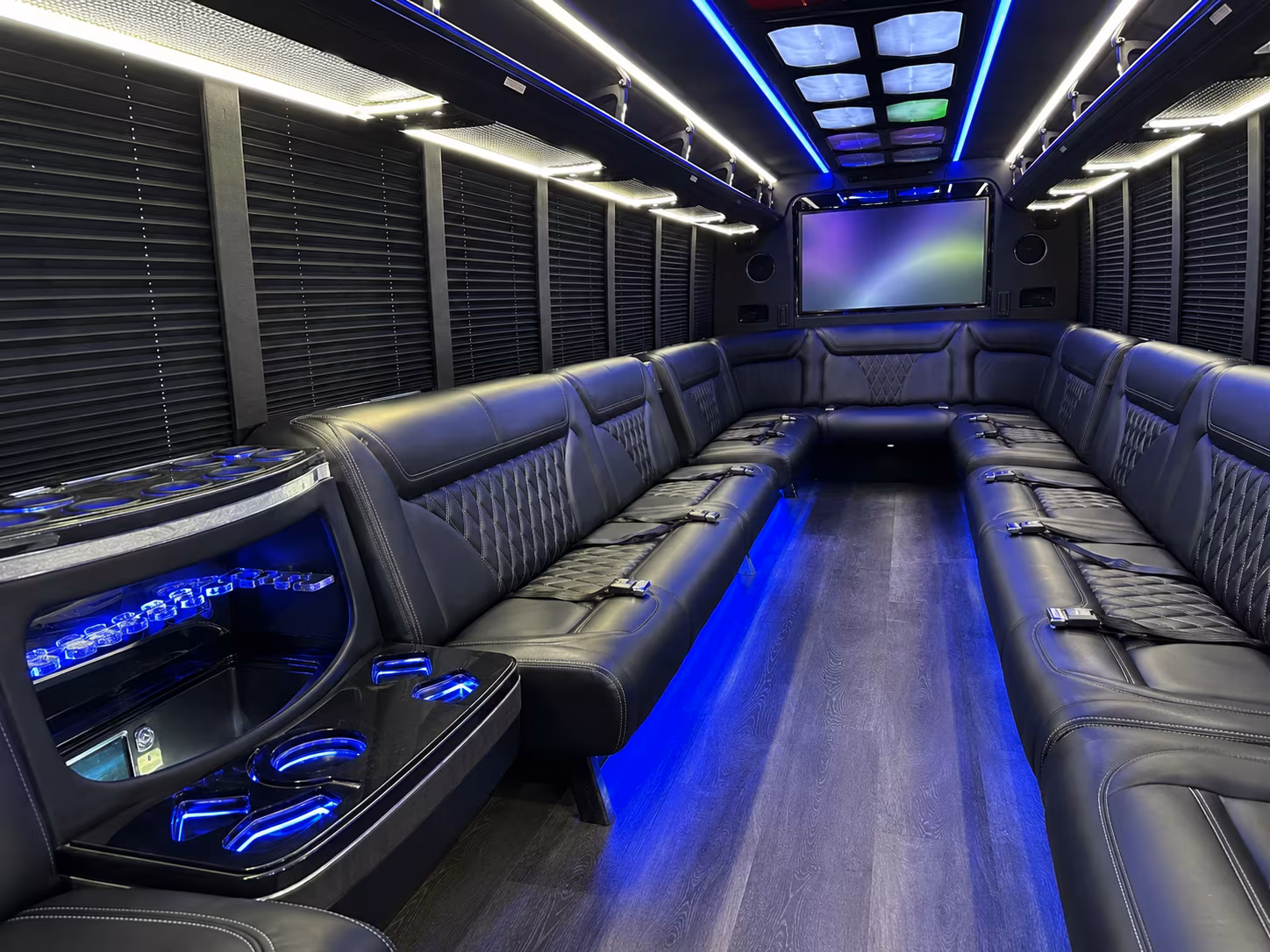 draper 20 passenger party bus inside