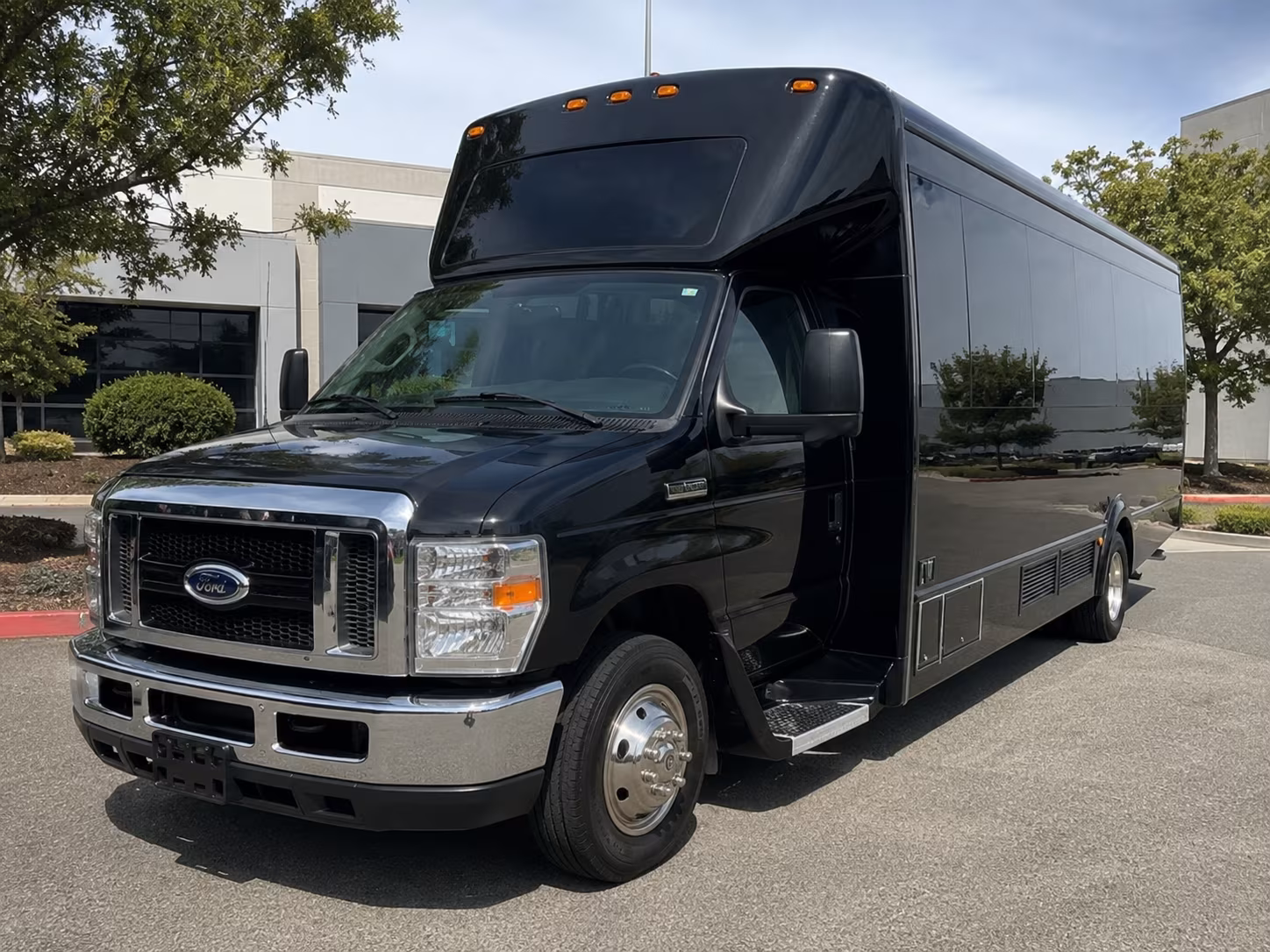 draper holiday party bus rental