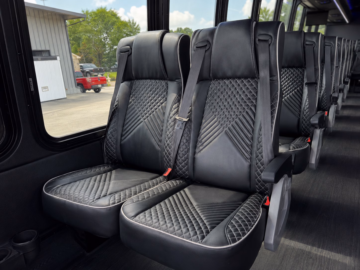 lehi draper charter buses