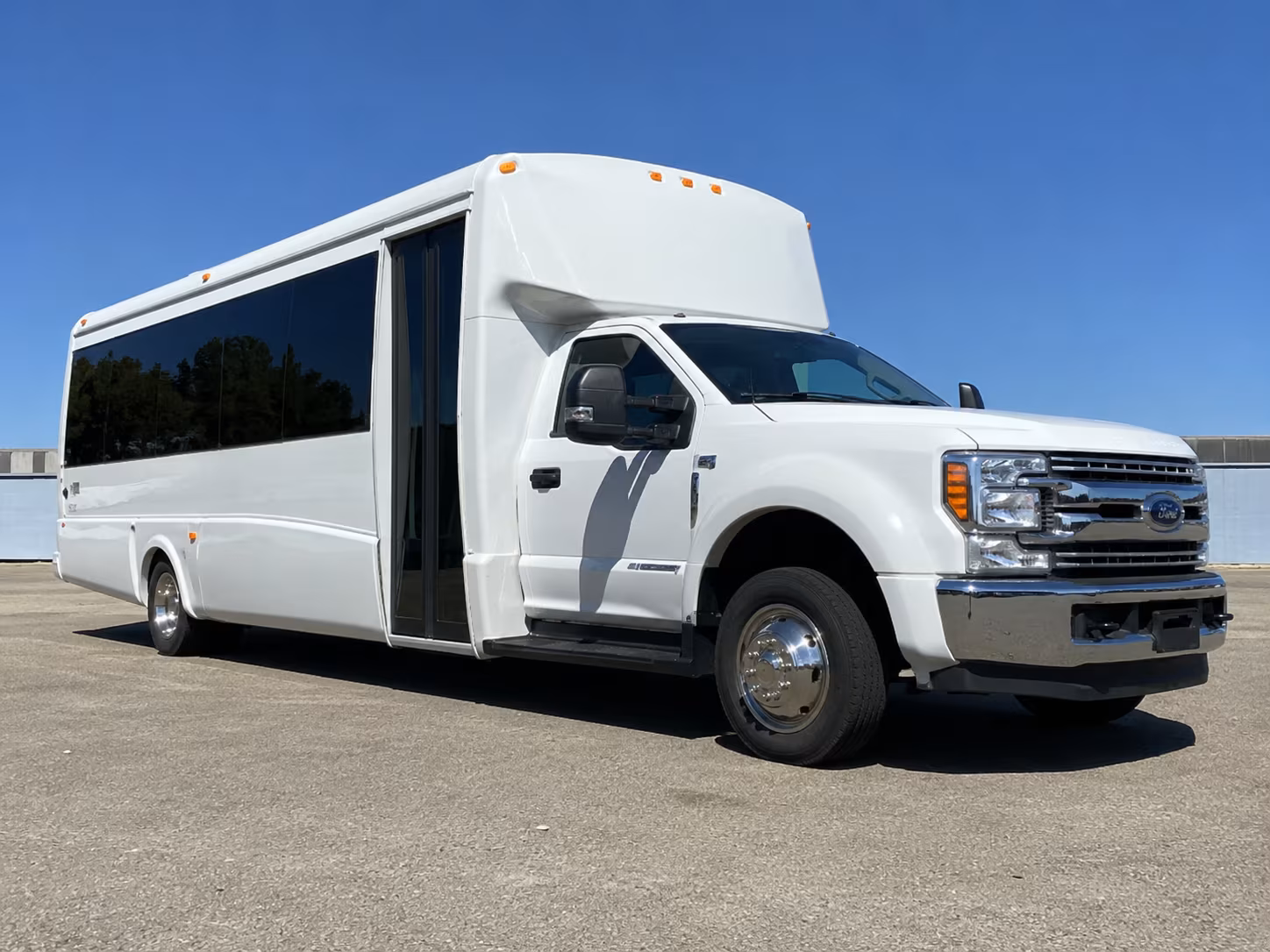 south jordan charter bus rentals for south jordan educational trips
